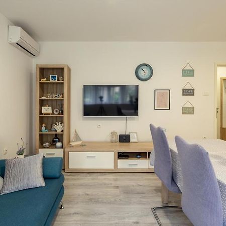 Central Apartment Josko - Combine Parking&Beach&Old Town Split Bagian luar foto