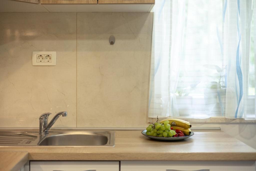 Central Apartment Josko - Combine Parking&Beach&Old Town Split Bagian luar foto